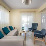 Sunny Garden Apartments